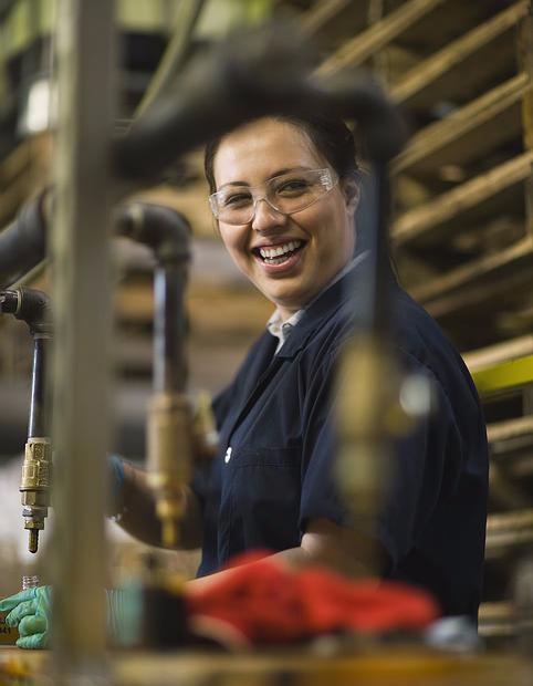 smiling_lady_worker.jpg