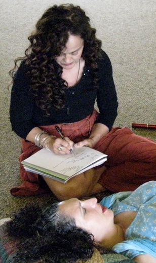 Breathworker taking notes