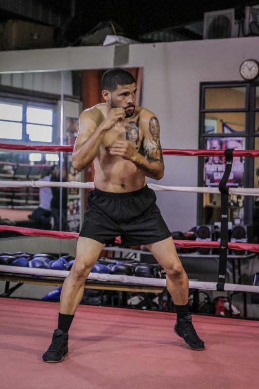 “JUANMA LOPEZ OPEN WORKOUT- Pictures & Video - Juan Manuel López-Wilfredo Vázquez, Jr. PPV 37 ccbe4bf1 5adb 4235 b167 9f769972fa16