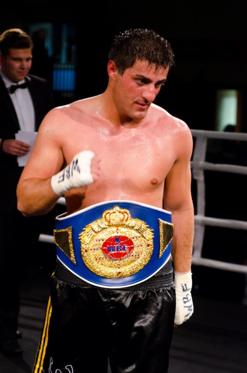 e5c4b750 1af9 43f4 93a5 925a8a934ce4