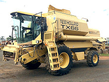 RECEIVED FOR WRECKING (TOOWOOMBA)! New HollandÂ® TX66 Header