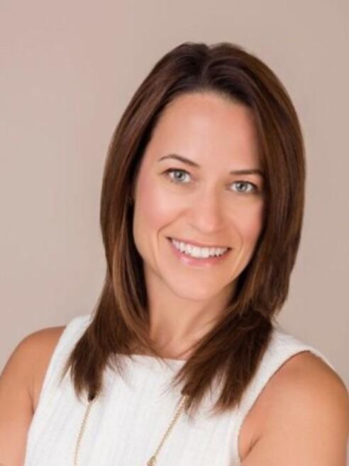 Lori Perlow Headshot