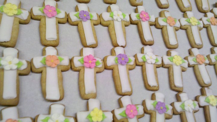 cross cookies