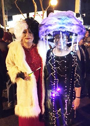 Halloween 1 Costumes