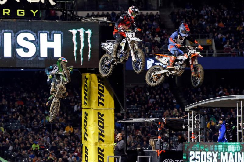 2-13-17 - Supercross - Darren Yamashita