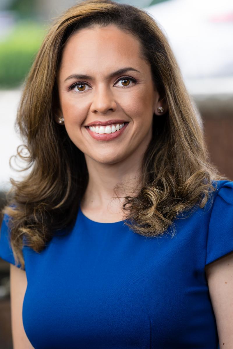 Isabel C. Mira