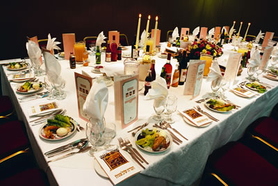 seder-table.jpg