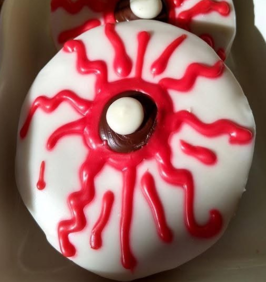Eyeball cookies