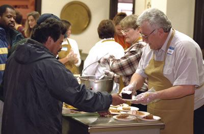 soup-kitchen-workers.jpg