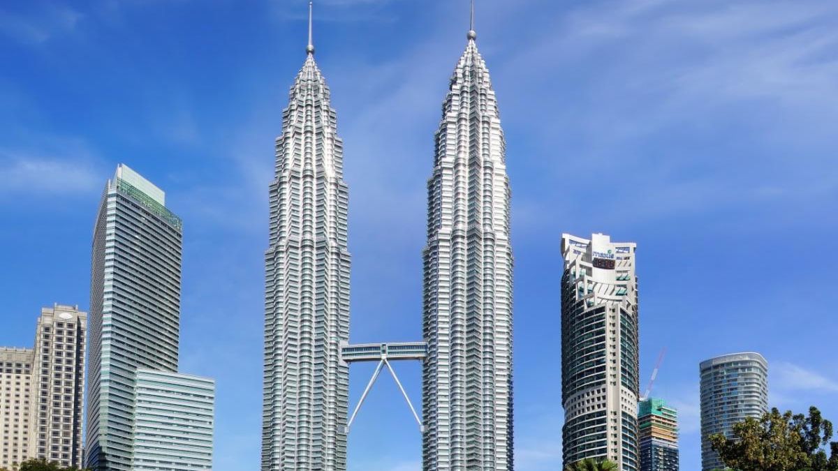 009 - Kuala - AdobeStock_61755388.jpeg