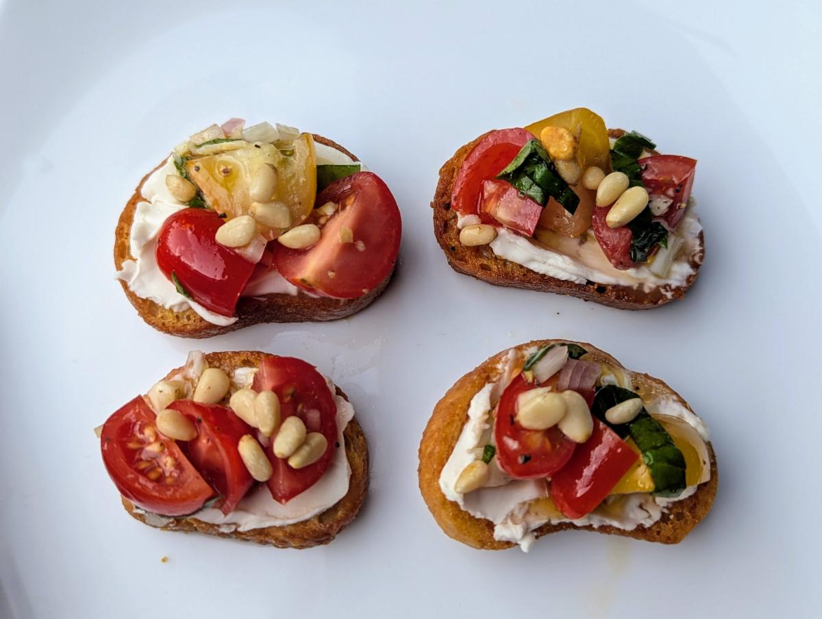 Tomato Crostini
