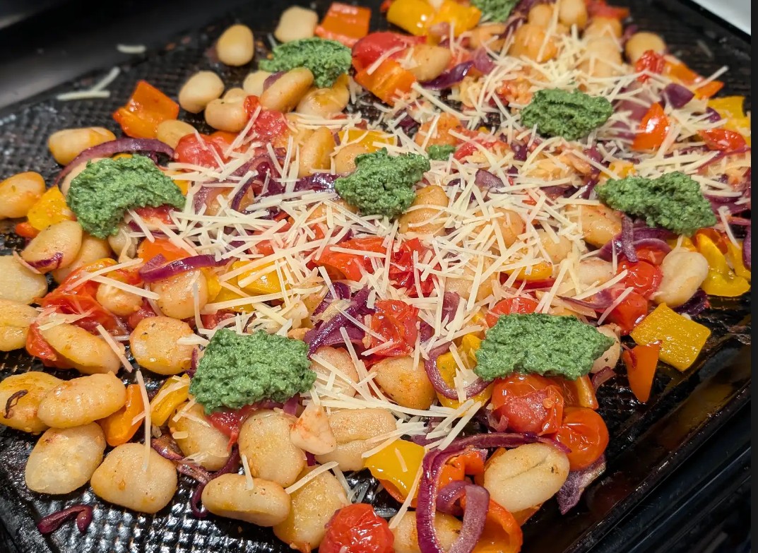 Crispy sheet pan gnocchi