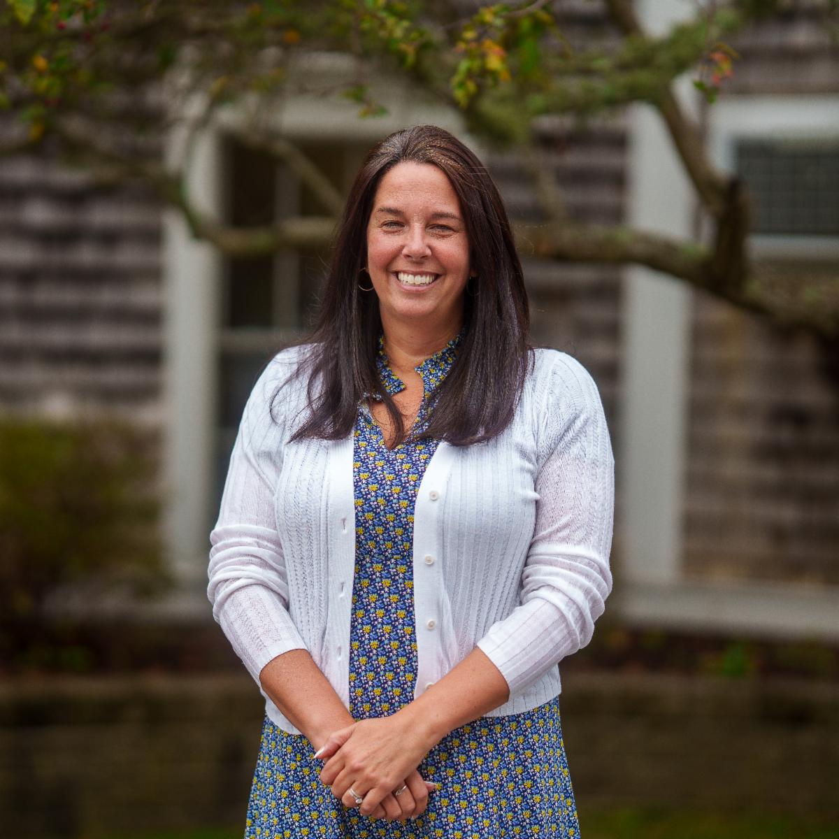 A picture of Erika Mawn smiling