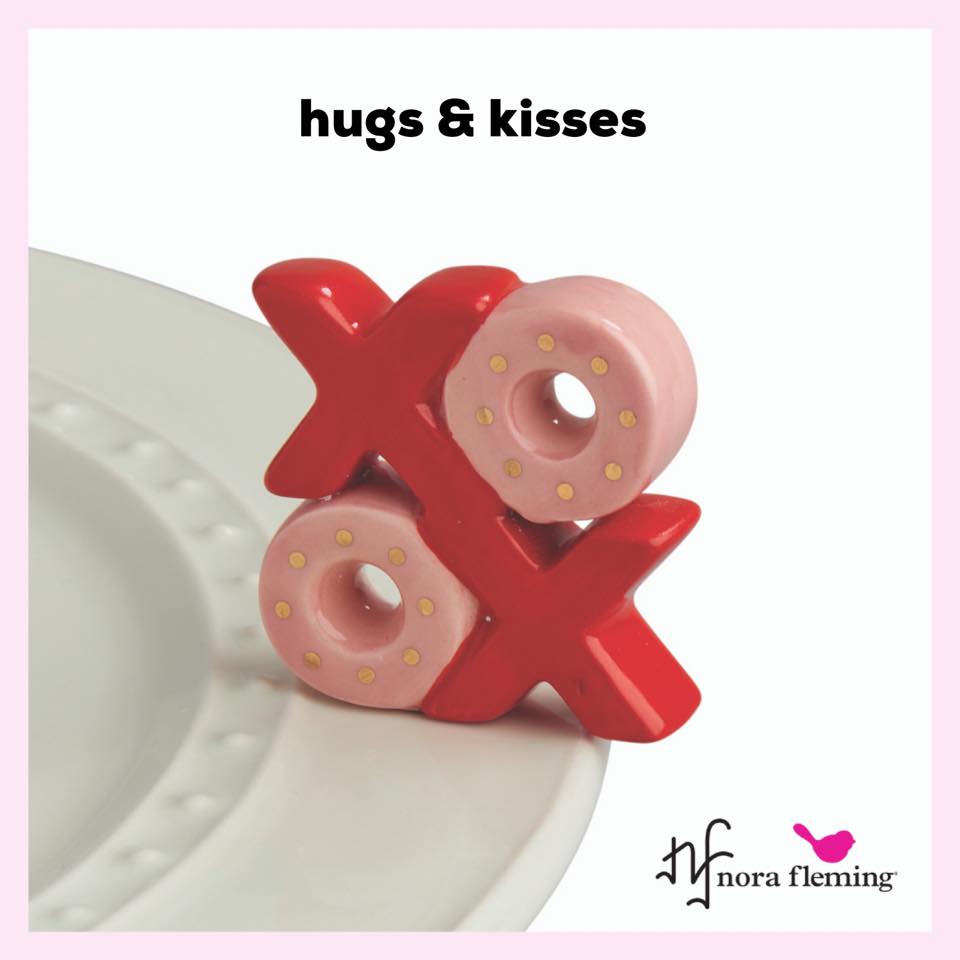 Nora Fleming Hugs and Kisses Mini