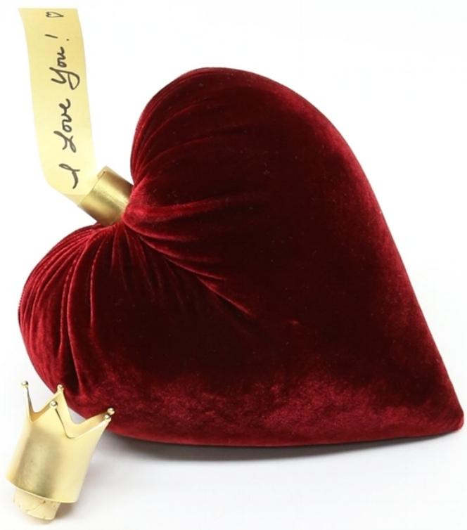 Hot Skwash Red Velvet Heart
