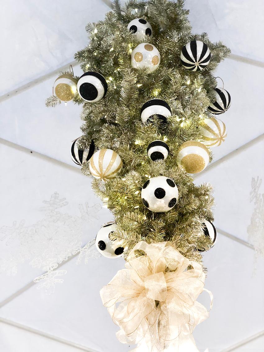 Holiday Pop-Up Shops