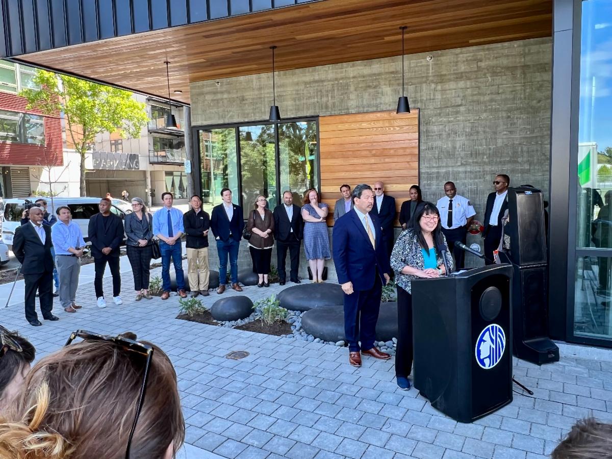 Mayor Harrell Announces LIHI Acquisition of Dockside Apartments