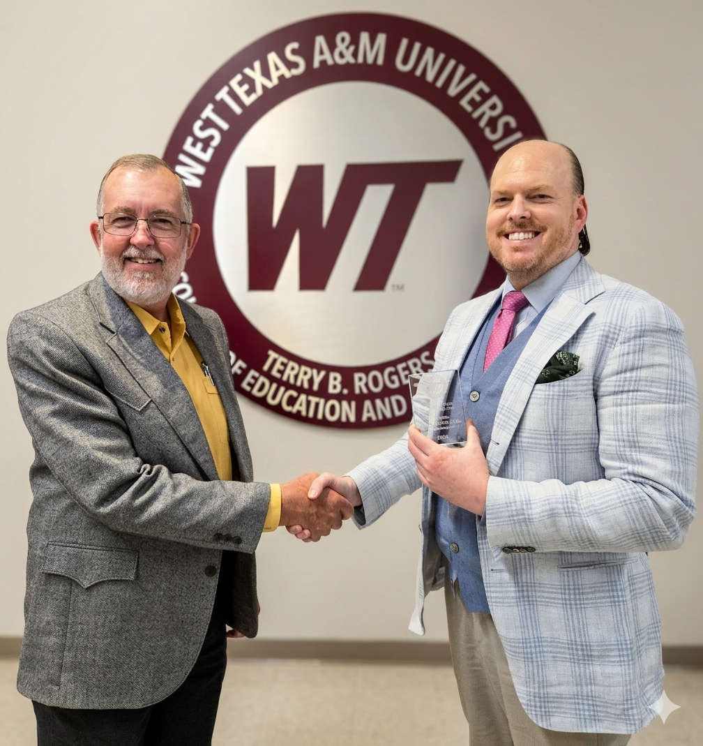 Faculty Award Dr. Bang with Dr. Bigham
