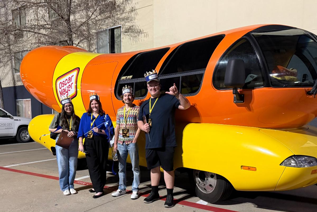 TAFE.Group.Hotdog.Vehicle.Photo