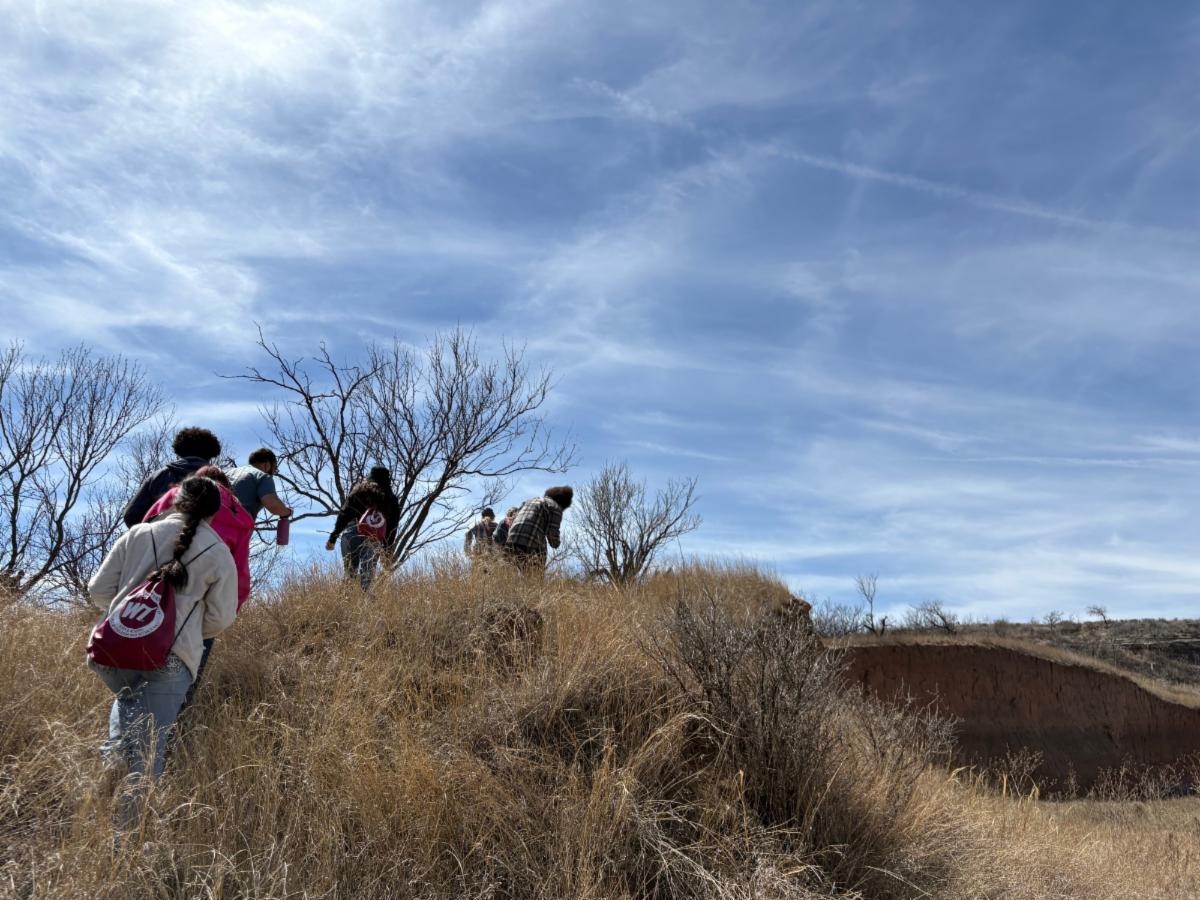 Spring Break Route 66 Writing Proj hiking photo