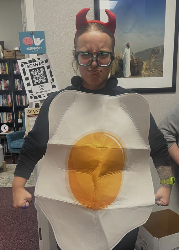 Psych.Halloween.Party.Macchione