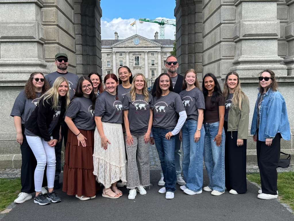 2026.Study.Abroad.Ireland.Group.Photo