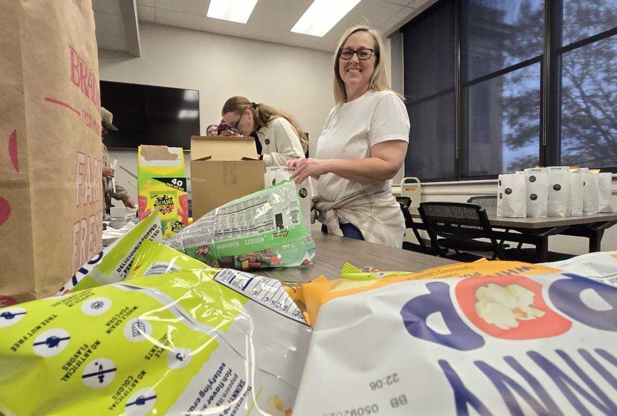 Finals.Care.Pkg.Bartlett