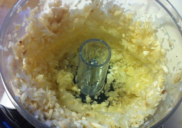 FOOD PROCESSOR