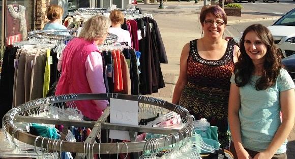 Sidewalk sales