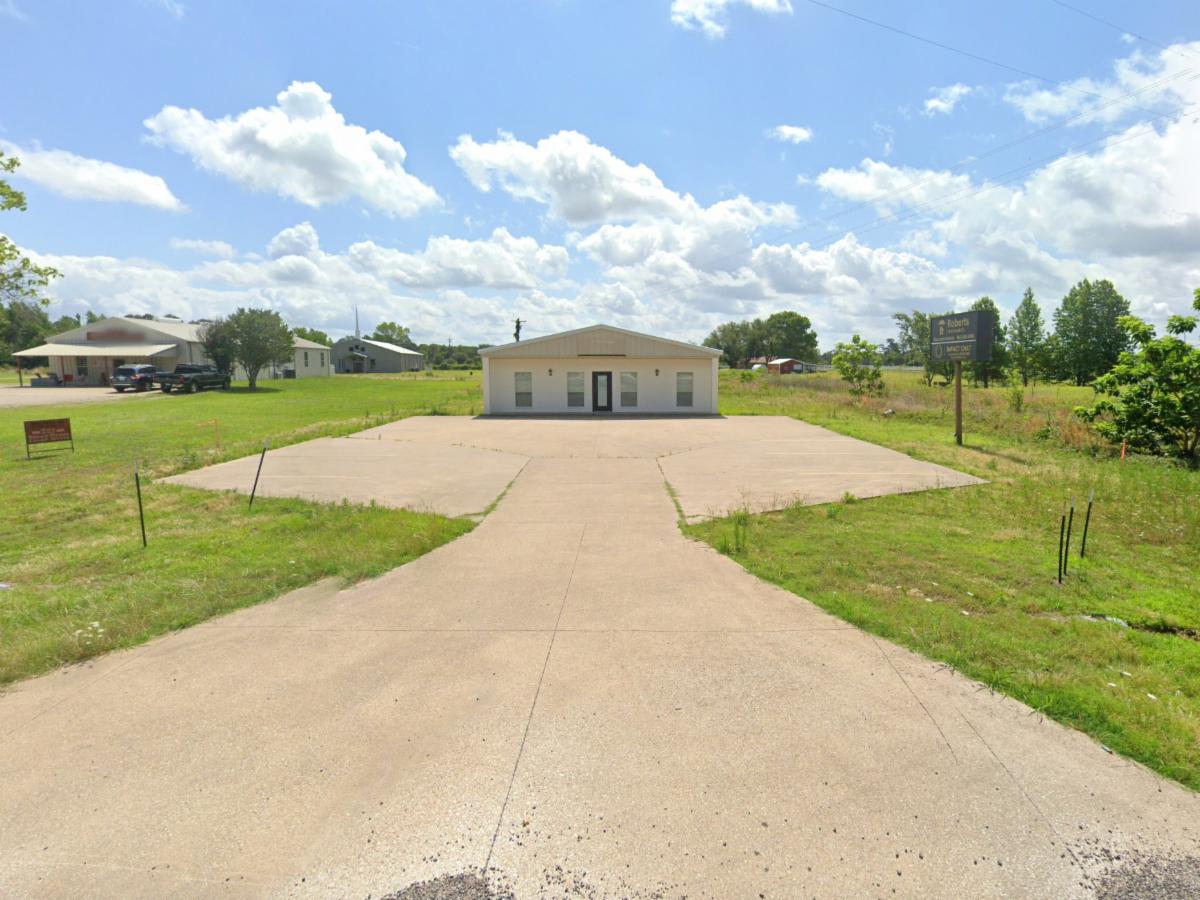 💡2Unit Office Building on 0.7 Acres in Mineola, TX Wood County 75773💡