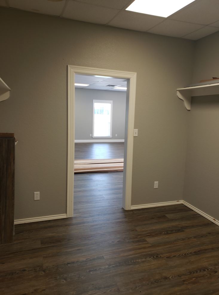 💡2Unit Office Building on 0.7 Acres in Mineola, TX Wood County 75773💡