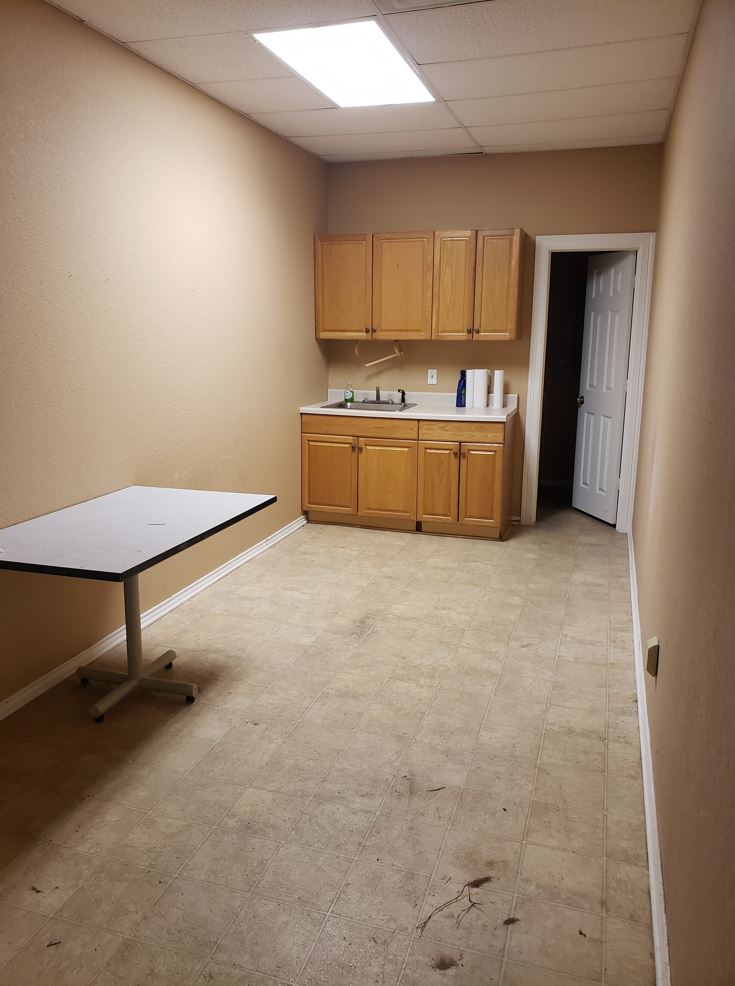 💡2Unit Office Building on 0.7 Acres in Mineola, TX Wood County 75773💡