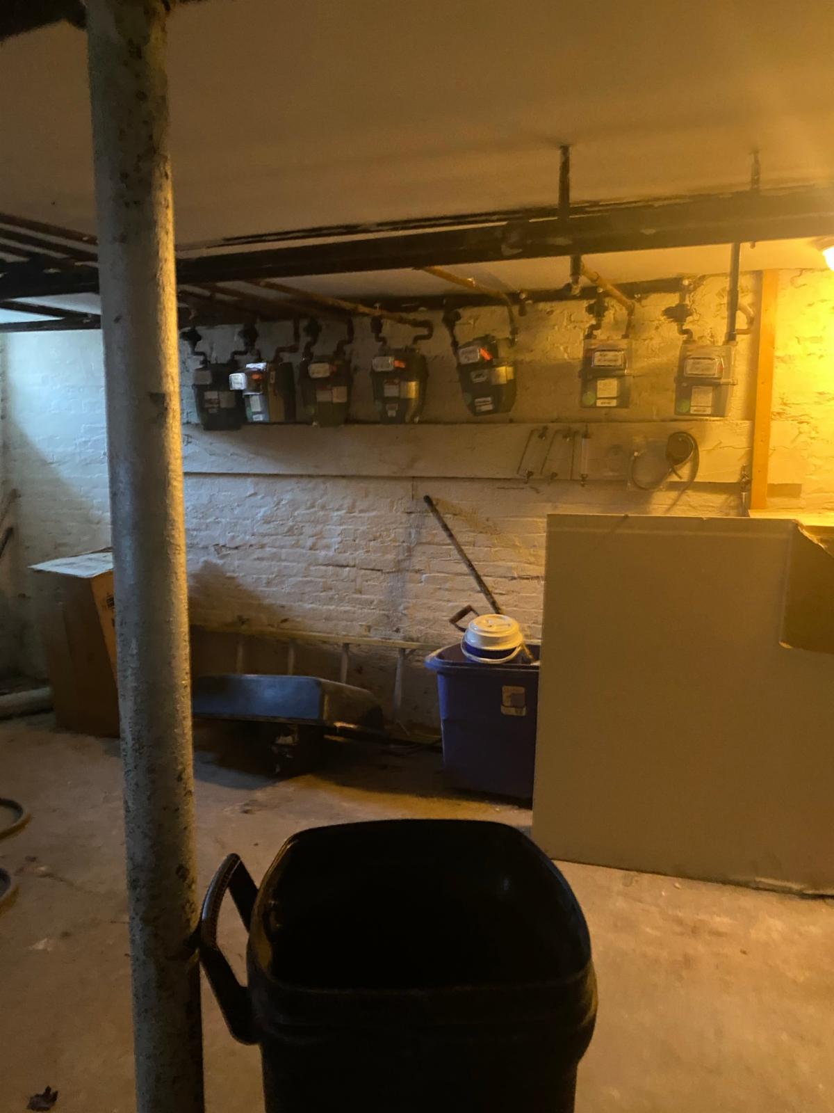 **INVESTMENT EDITION 3,4,8 Units and mixed use buildings for sale