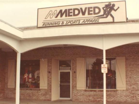 1984 outside of store