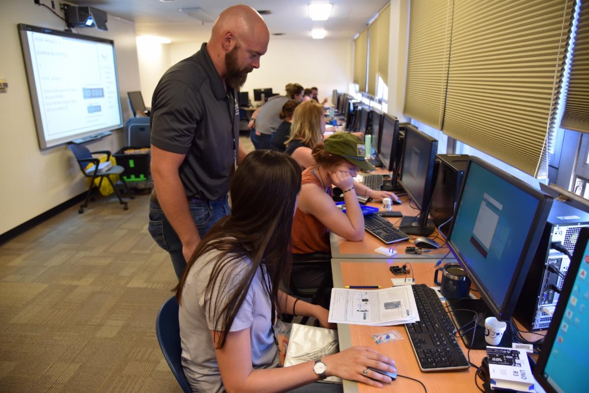 Kayce Williams instructs participants at the 2022 Science Summer Institute