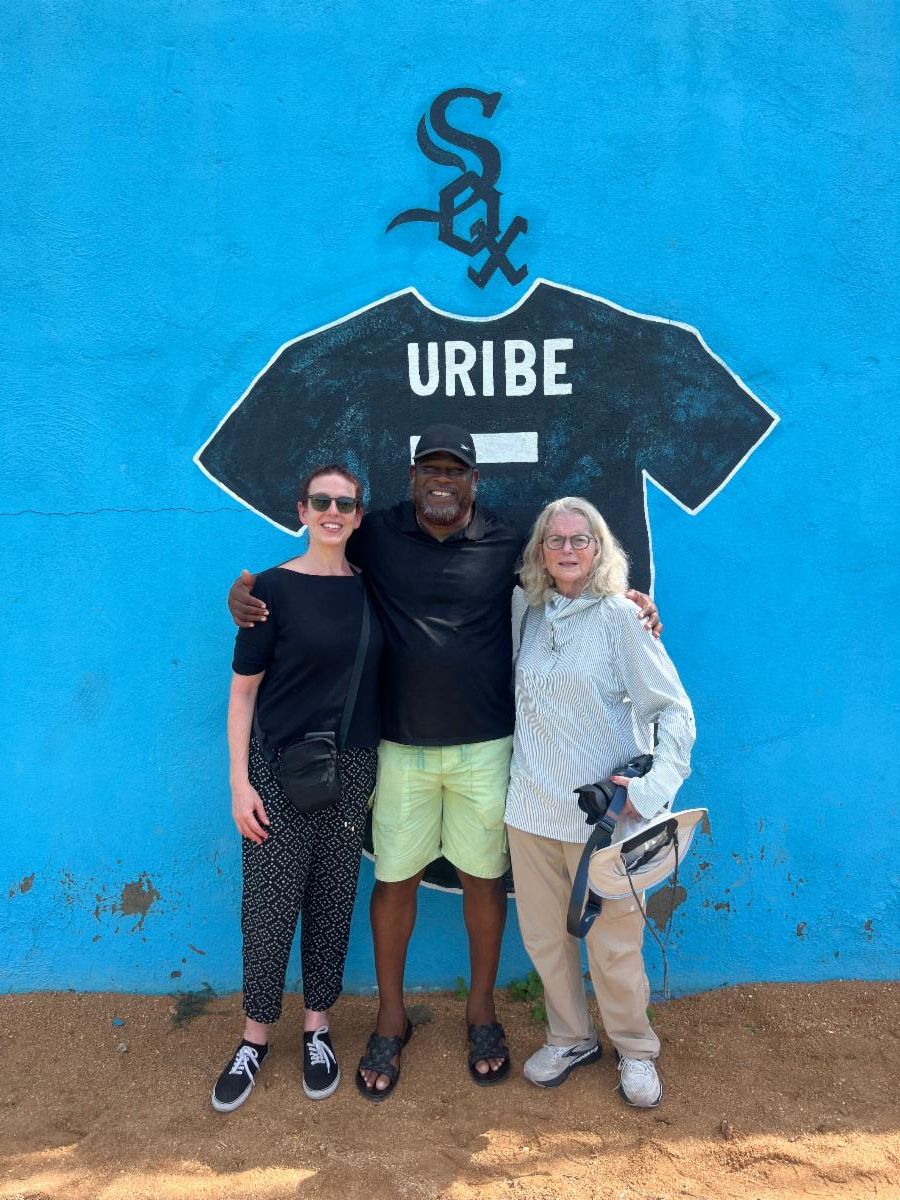 Dina and Marideth with Juan Uribe