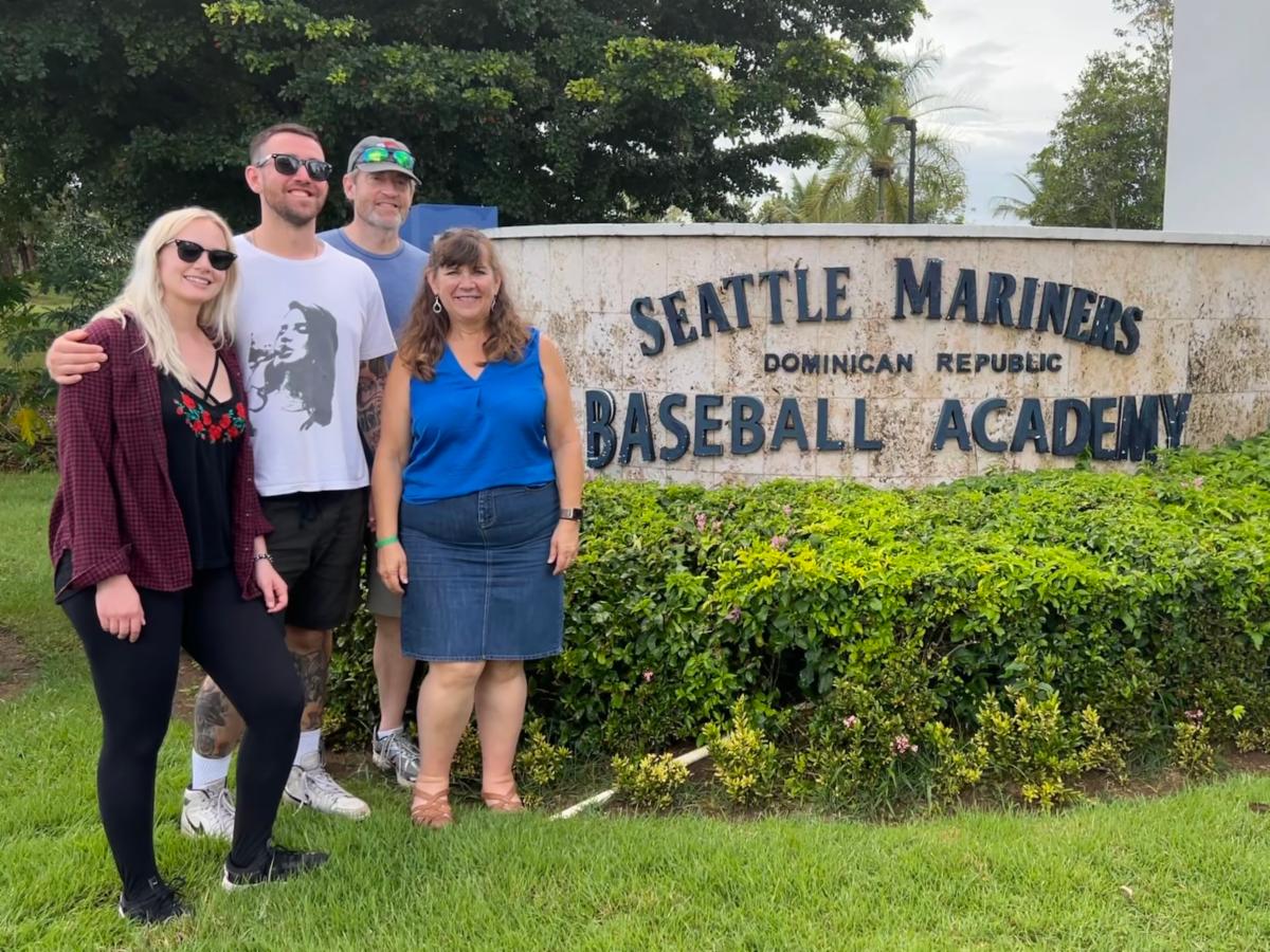 Crittendon Family Mariners DR Academy