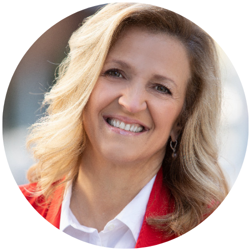 Christi Powell headshot