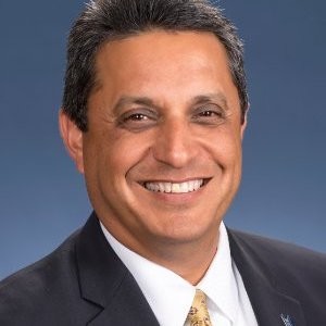 Roy Martinez head shot