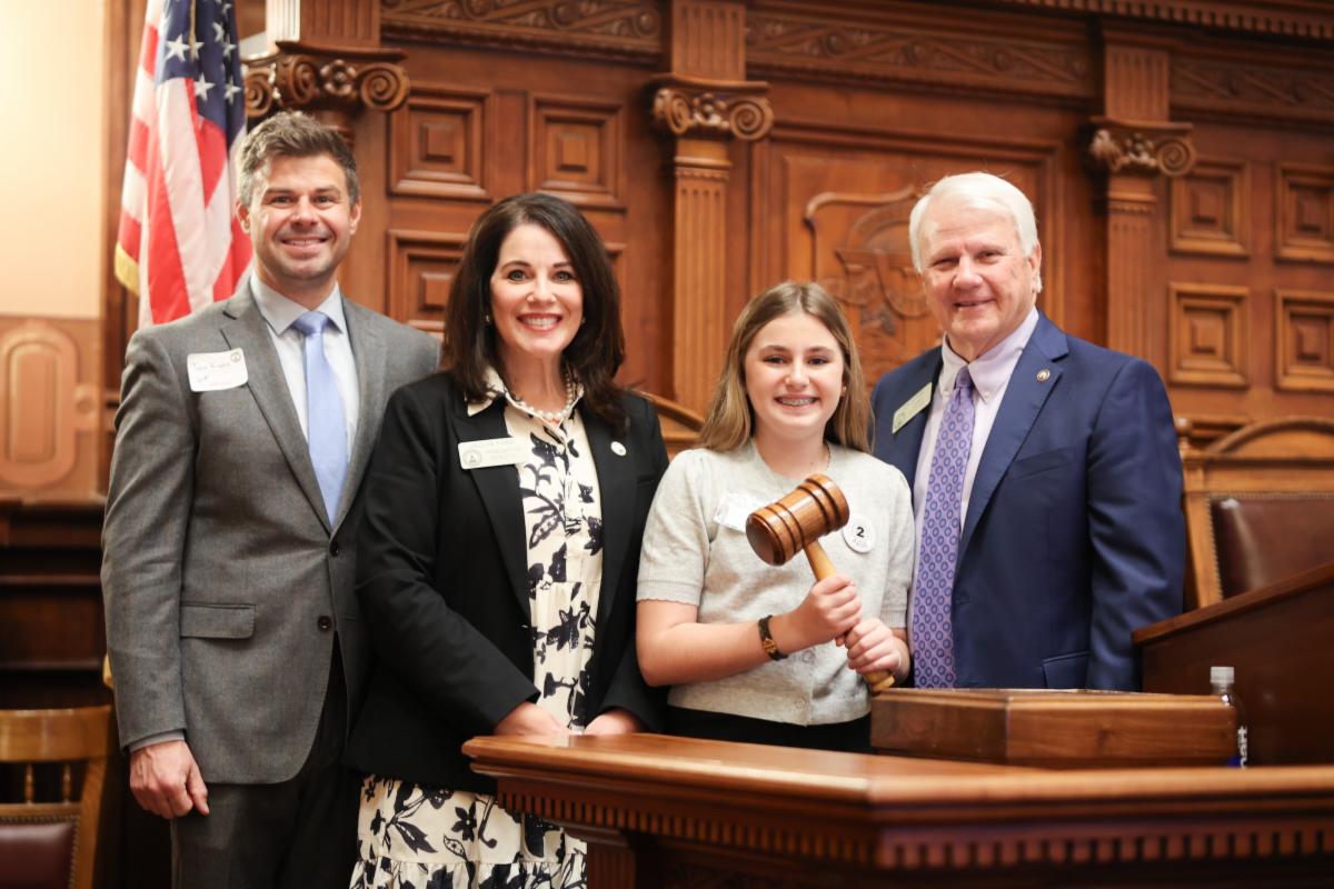 Collins Riddle (middle) with her dad, Tyler Riddle (left), and Speaker Burns (right) in the gallery. Jaclyn Ford HD 170 Georgia