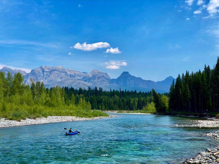 America’s Prettiest Small Lake Towns