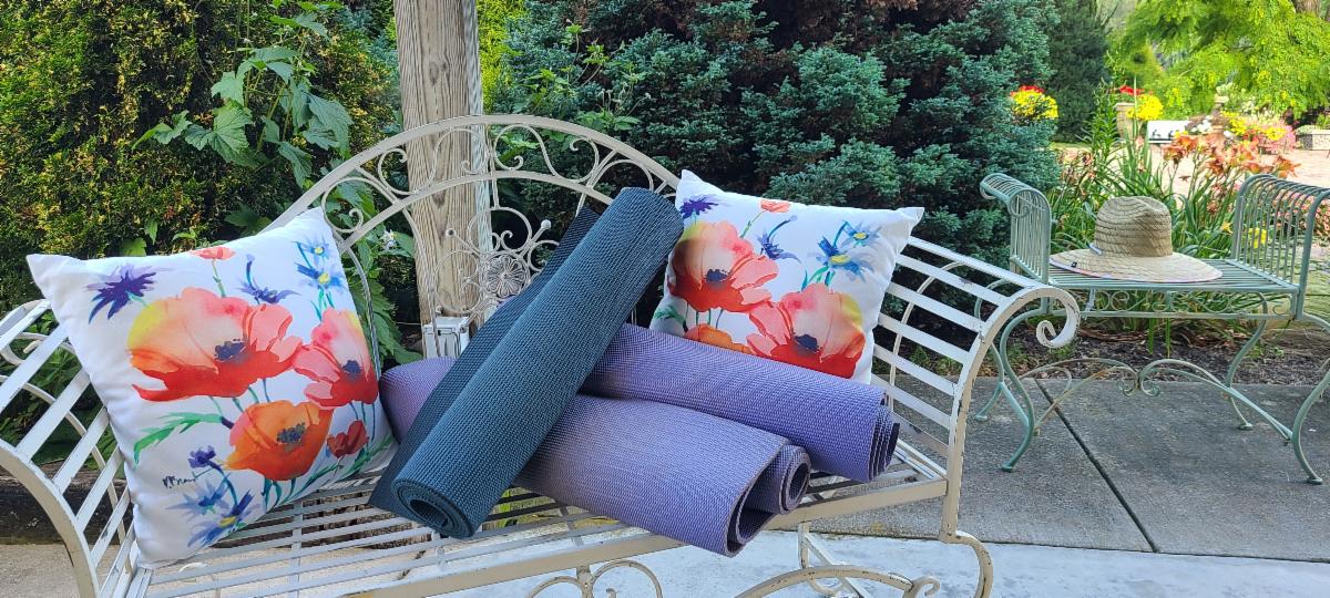 SG Mats Garden Bench
