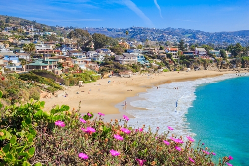 Crescent Bay of Laguna Beach_ Orange County_ California USA