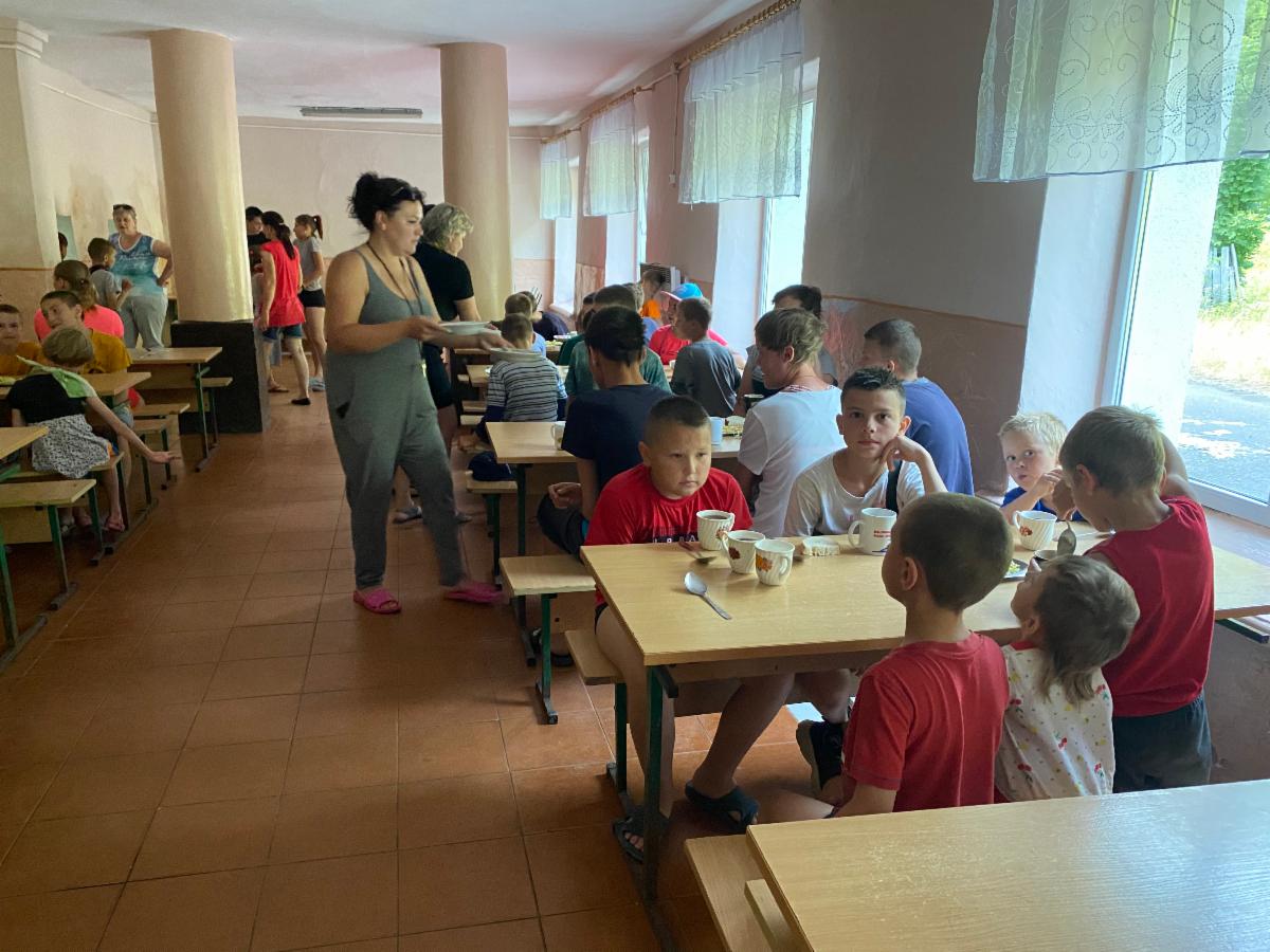 Chrnihiv children in Transcarpahia