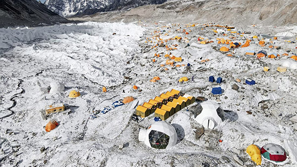 Nepal May Move Everest Basecamp