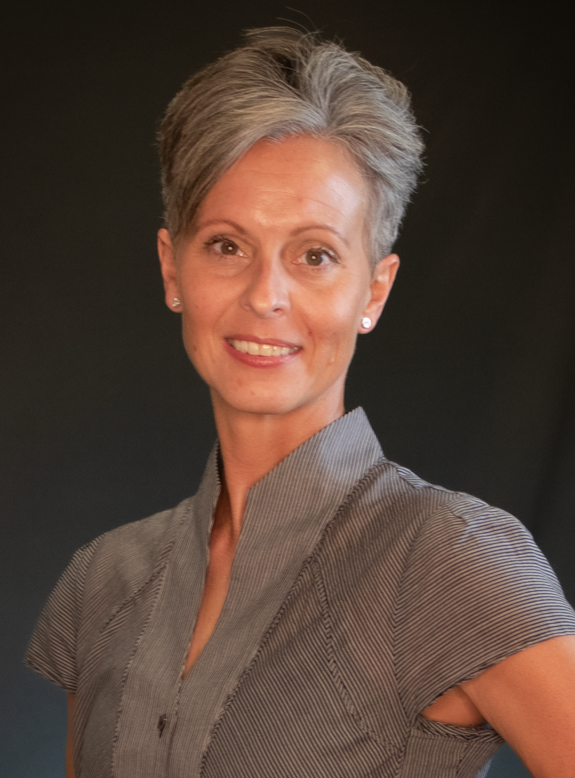 A headshot of DRTx's Stephanie.