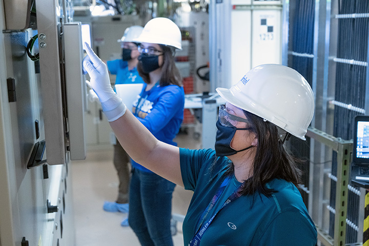 Manufacturing Technicians at work