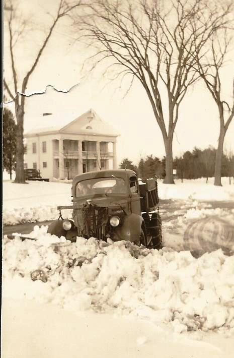 1938, blizzard, Halifax town hall, Plymouth St, South St.