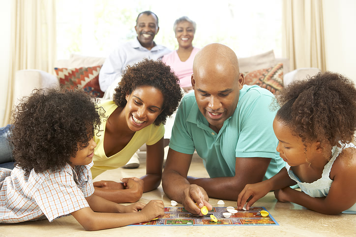 family_board_game.jpg