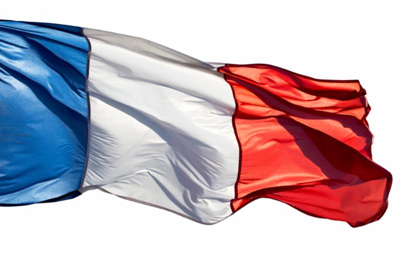 french_flag_in_wind.jpg